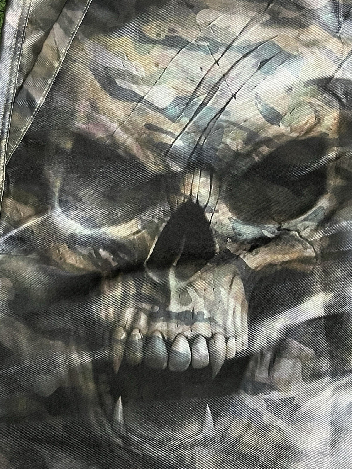 Men’s Skull Camo Cargo Shorts Size XXL 40 X 13 Boardshorts Baggy