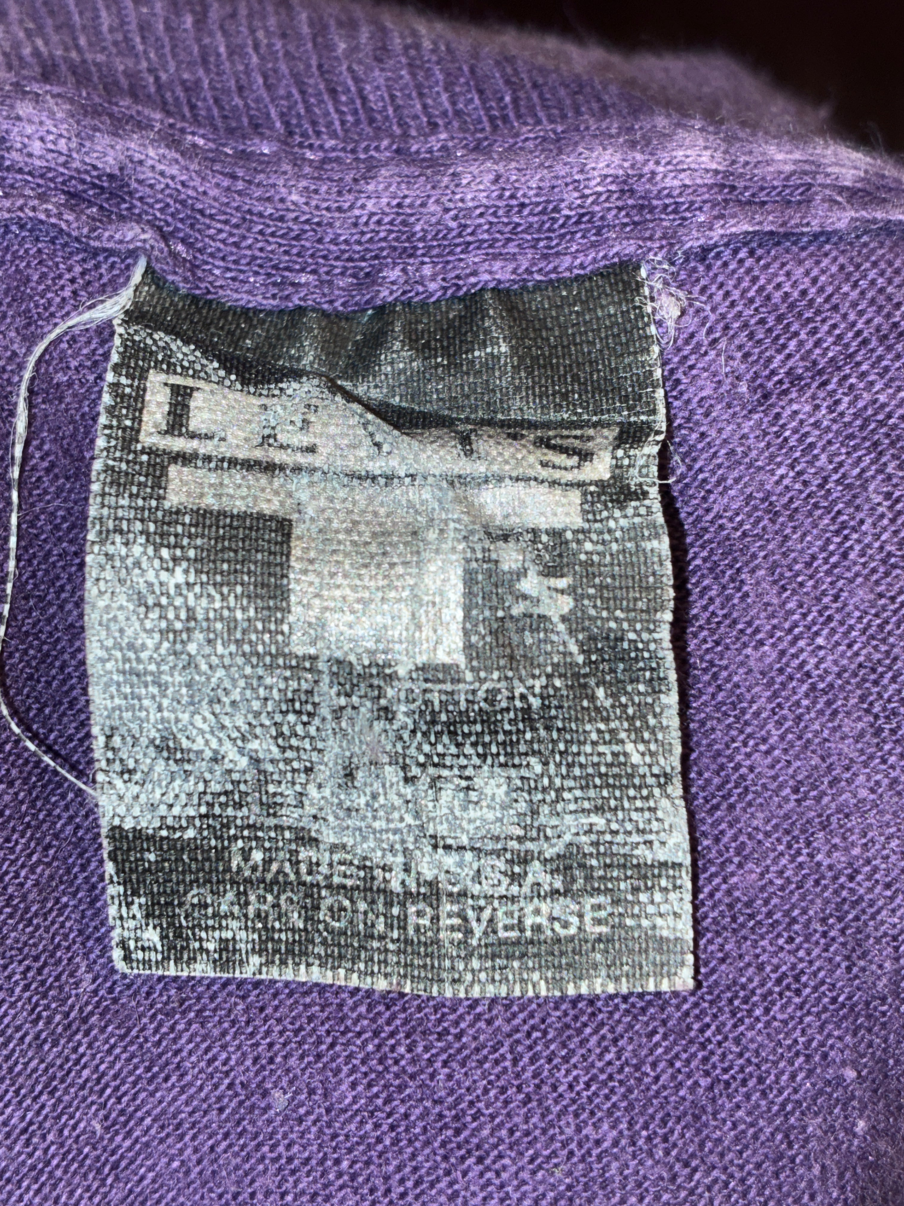 90s Levi's Keep It Loose T Shirt