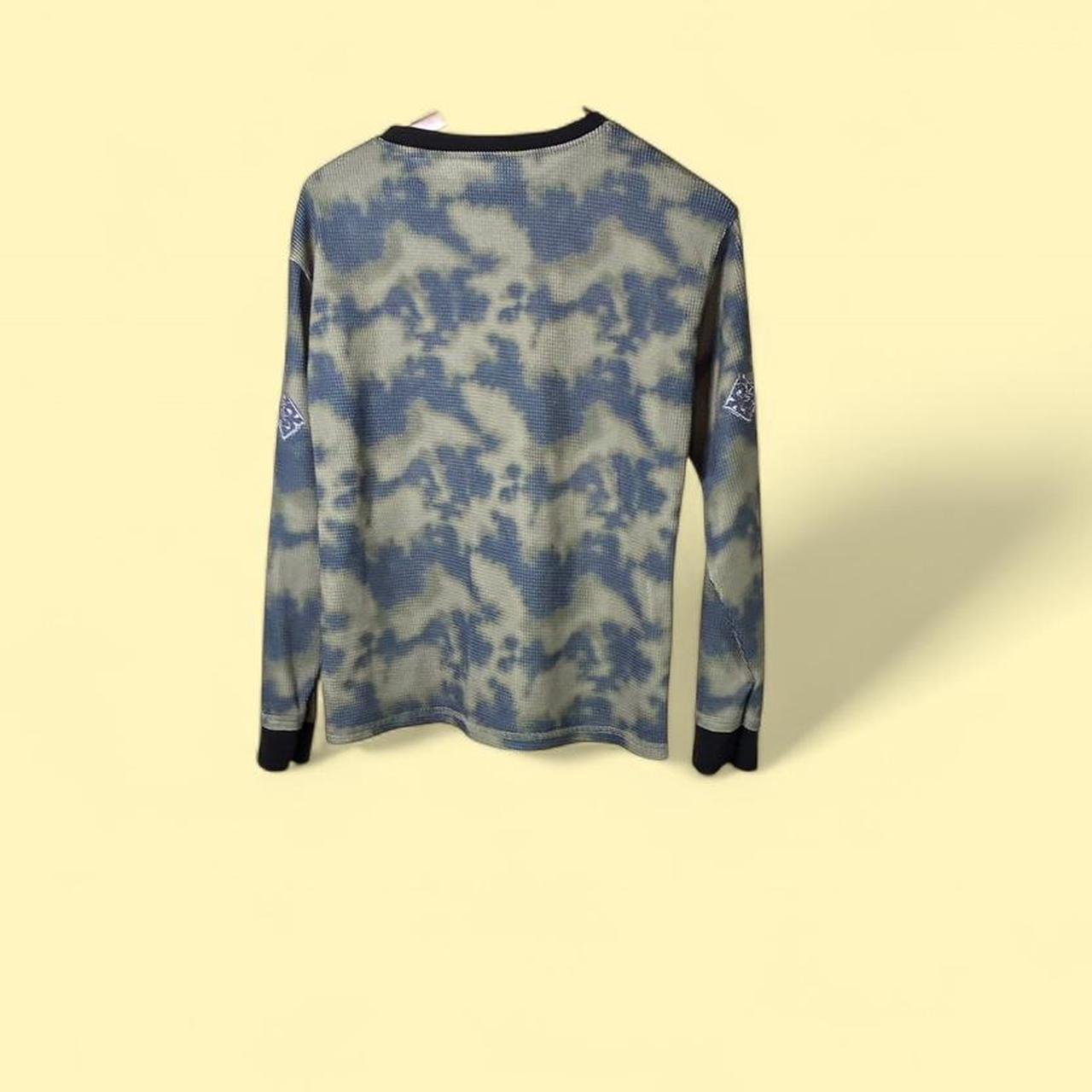 Skull and Crosses Thermal Shirt