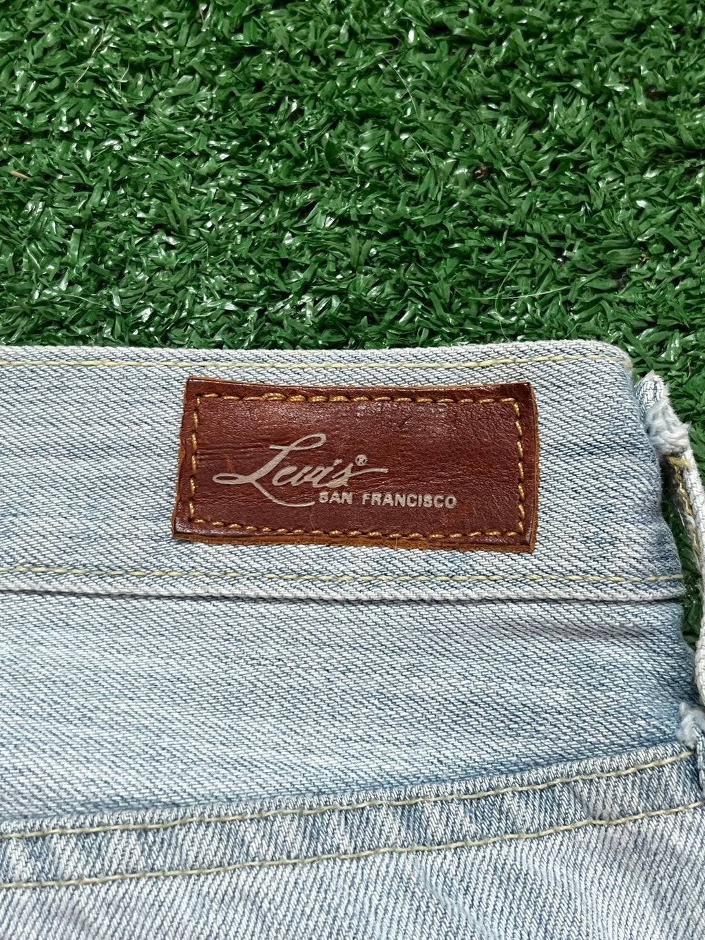 Deadstock Y2K Levi’s San Francisco 501 Jeans
