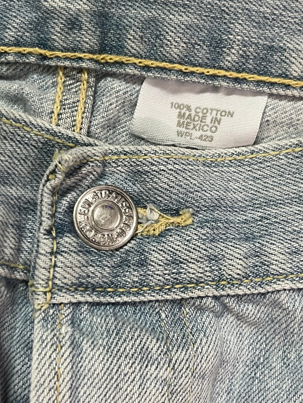 Deadstock Y2K Levi’s San Francisco 501 Jeans