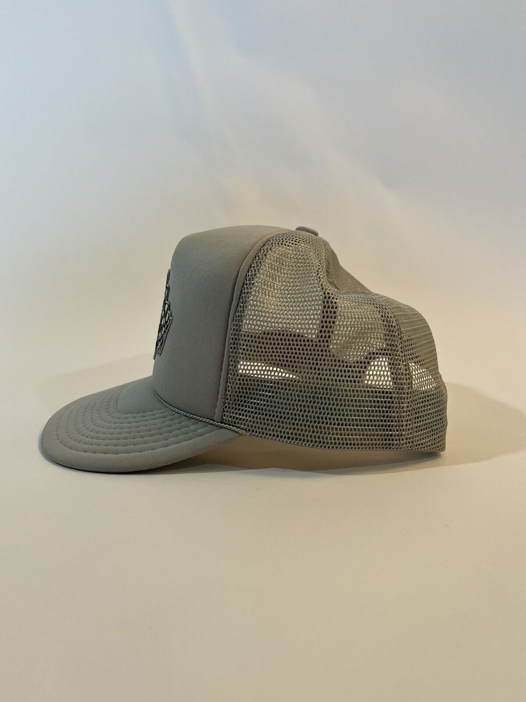 Vintage 80s Checkered Flag Racing Rope Trucker Hat