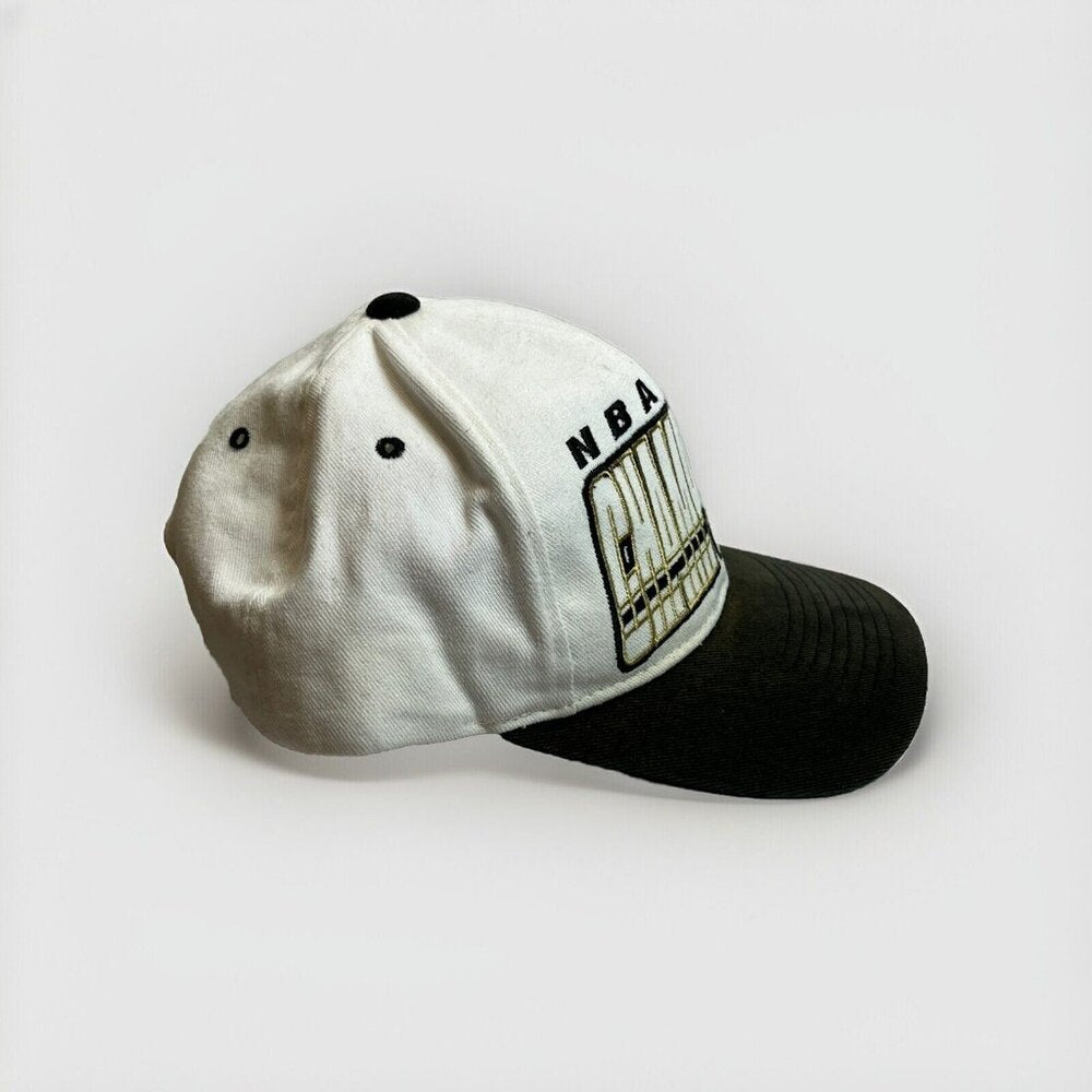 Vintage 90s Chicago Bulls Starter Hat