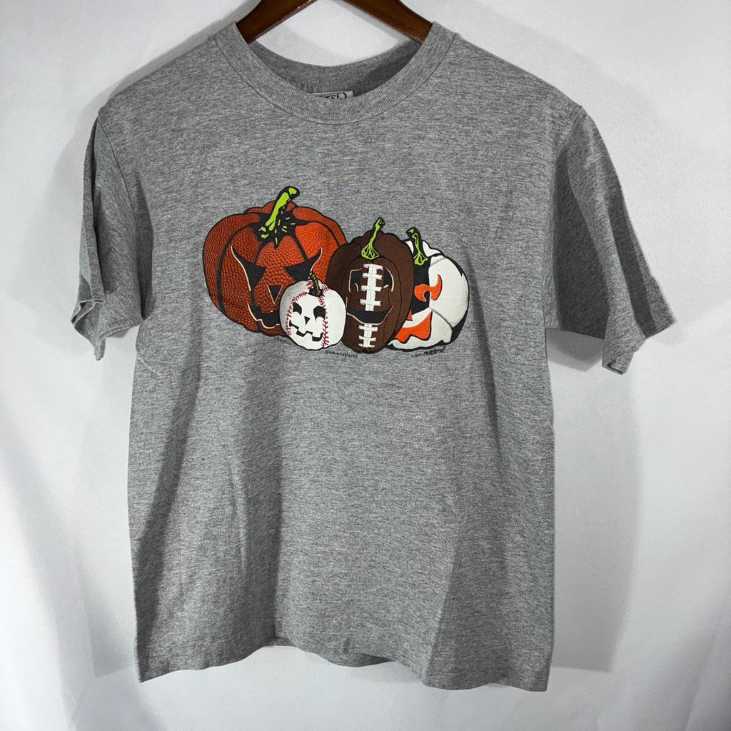 2000s Halloween Mis-Tee-V-Us Sport O Lantern t shirt
